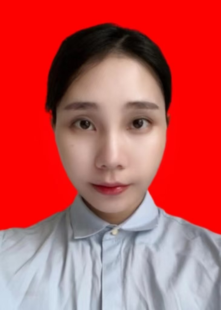张诗研
